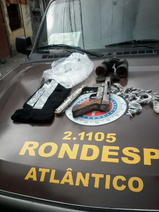 Policiais da 15ª CIPM e Rondesp/Atlântico prendem suspeito por morte de criança no Bairro da Paz